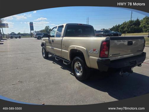 2004 Chevrolet Silverado 2500 LT H/D Extended Cab
