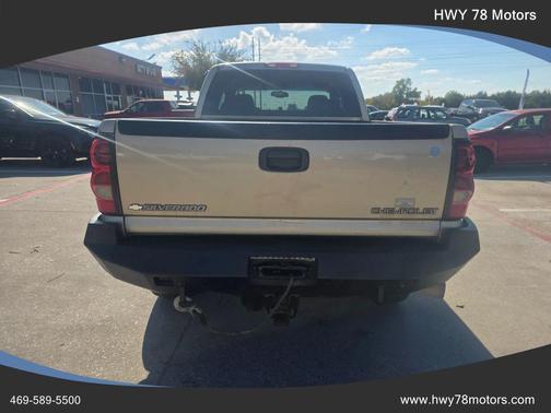 2004 Chevrolet Silverado 2500 LT H/D Extended Cab