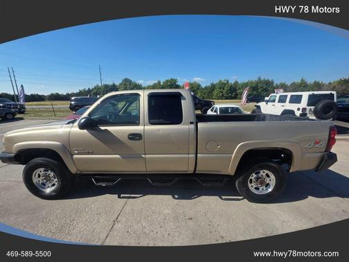 2004 Chevrolet Silverado 2500 LT H/D Extended Cab