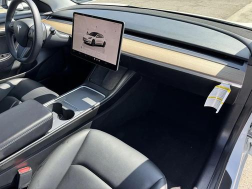 2023 Tesla Model 3 Standard Range