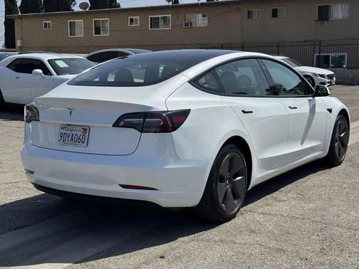 2023 Tesla Model 3 Standard Range