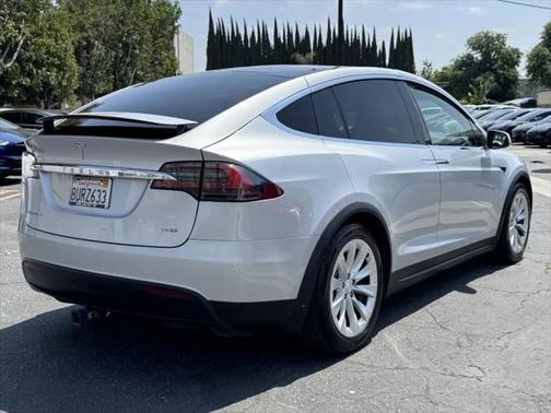 2017 Tesla Model X 75D