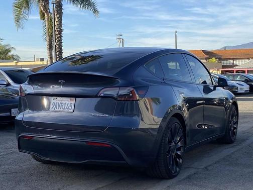 2022 Tesla Model Y Performance Dual Motor All-Wheel Drive