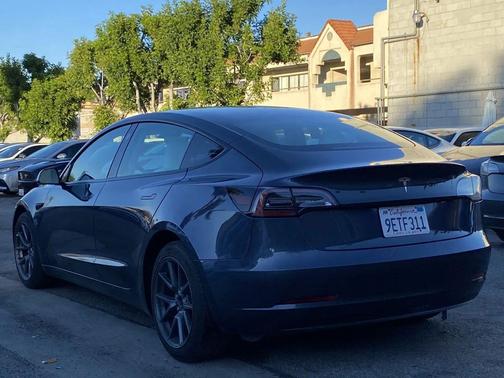 2023 Tesla Model 3 Standard Range
