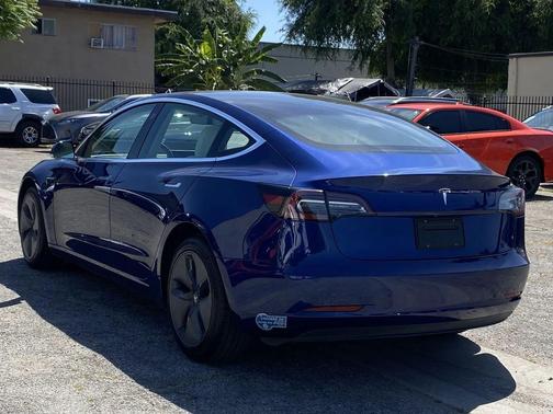 Deep Blue Metallic 2020 Tesla Model 3 Standard Range Plus