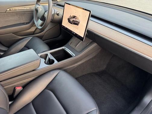 2023 Tesla Model 3 Standard Range