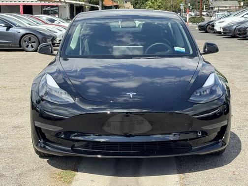 2022 Tesla Model 3 Standard Range
