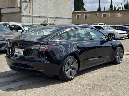 2022 Tesla Model 3 Standard Range