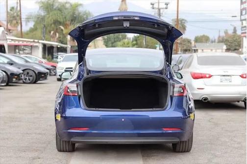 2022 Tesla Model 3 Standard Range