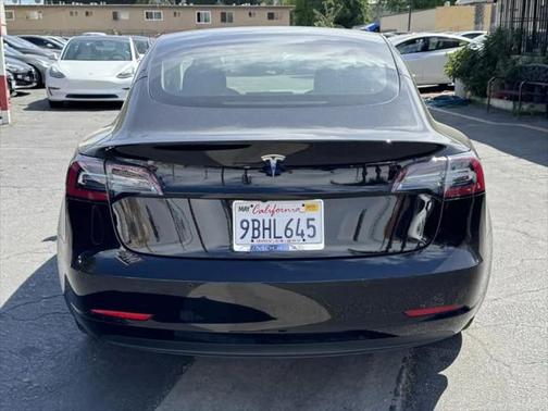 2022 Tesla Model 3 Standard Range