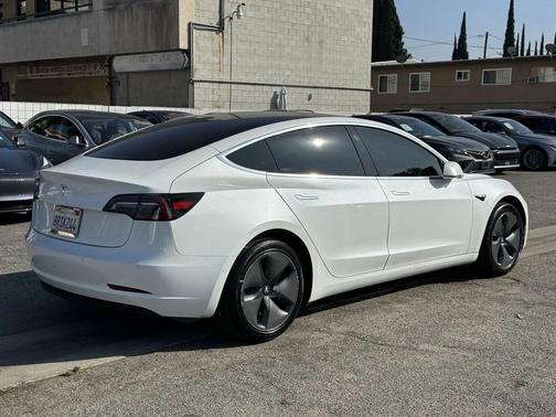 2020 Tesla Model 3 Standard Range Plus