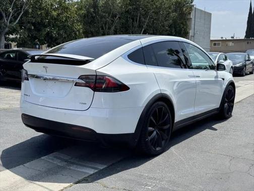 2017 Tesla Model X 75D