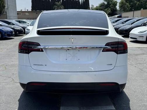 2017 Tesla Model X 75D