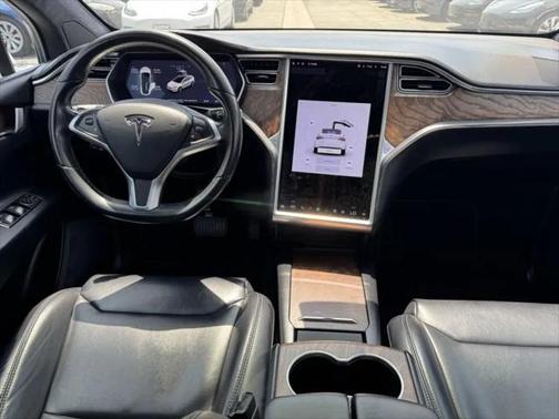 2017 Tesla Model X 75D