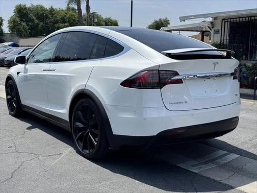 2017 Tesla Model X 75D