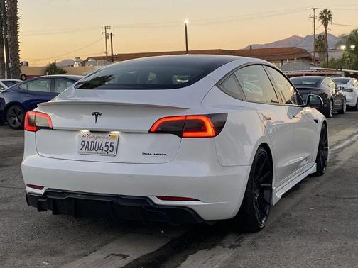 2021 Tesla Model 3 Standard Range Plus