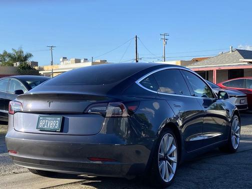 2020 Tesla Model 3 Standard Range Plus
