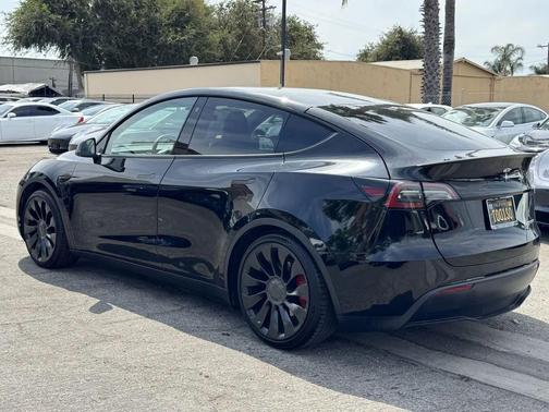 2022 Tesla Model Y Performance Dual Motor All-Wheel Drive
