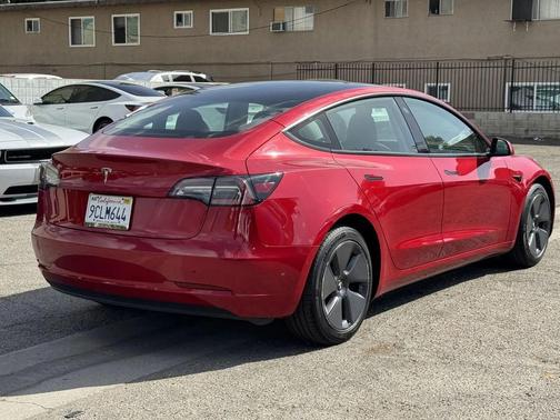 2022 Tesla Model 3 Standard Range