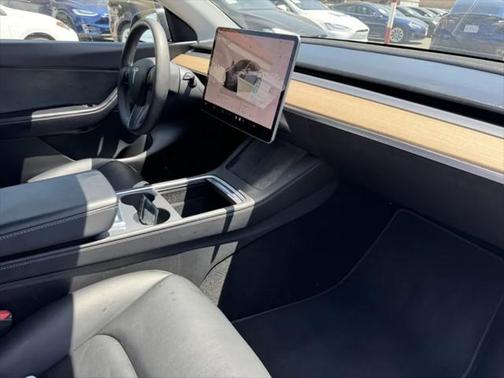 2022 Tesla Model Y Performance Dual Motor All-Wheel Drive