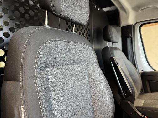 2023 RAM ProMaster 2500 Base