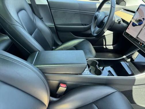 2019 Tesla Model 3 Standard Range