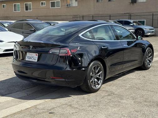 2019 Tesla Model 3 Standard Range Plus