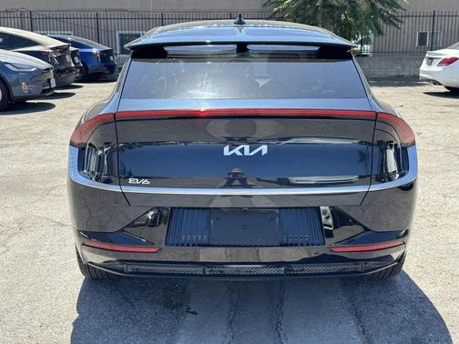 2023 Kia EV6 Wind