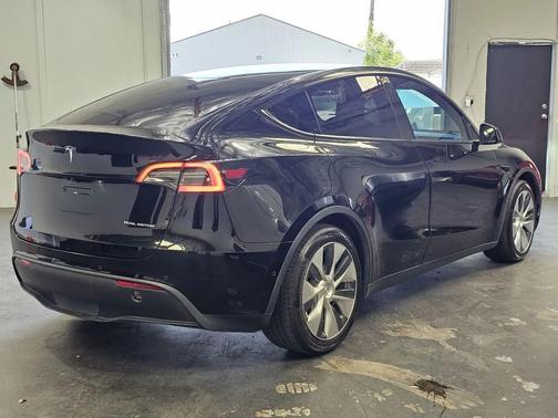 Solid Black 2021 Tesla Model Y Long Range Dual Motor All-Wheel Drive