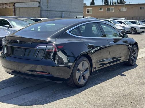 2019 Tesla Model 3 Standard Range Plus