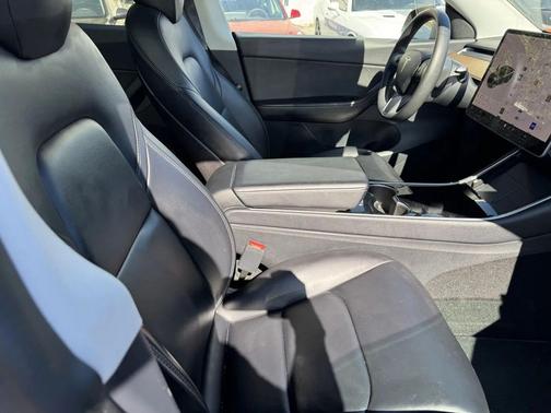 2020 Tesla Model Y Long Range Dual Motor All-Wheel Drive