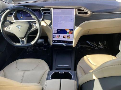 2014 Tesla Model S Performance