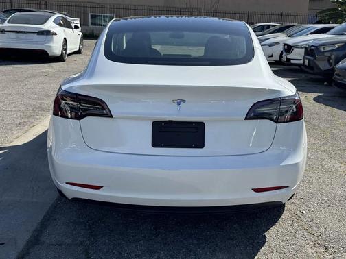 2023 Tesla Model 3 Standard Range