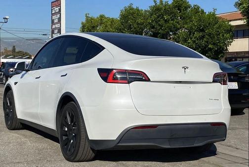 2021 Tesla Model Y Long Range Dual Motor All-Wheel Drive