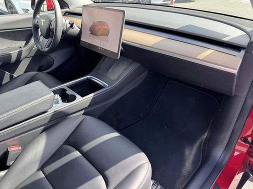 2022 Tesla Model Y Performance Dual Motor All-Wheel Drive