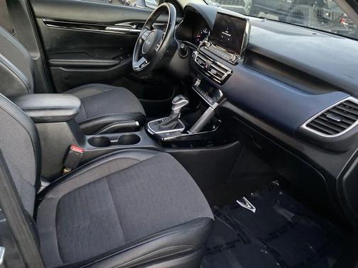 2022 Kia Seltos S
