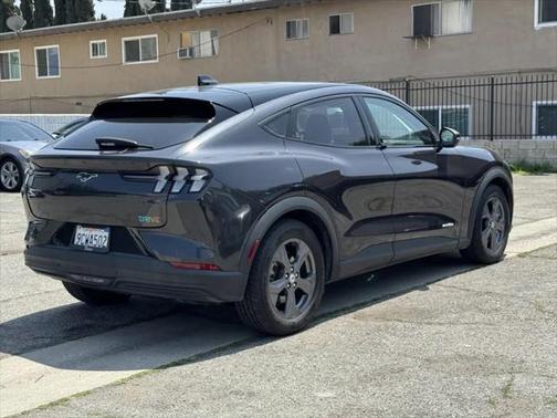 2022 Ford Mustang Mach-E Select
