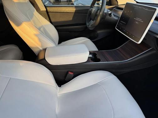 2020 Tesla Model Y Performance Dual Motor All-Wheel Drive