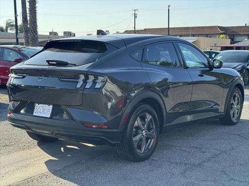 2022 Ford Mustang Mach-E Select