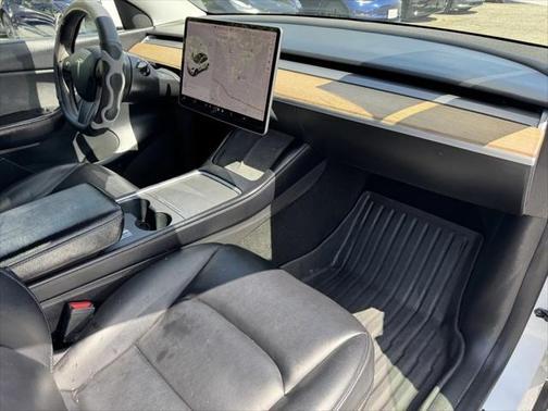 2021 Tesla Model Y Standard Range Rear-Wheel Drive