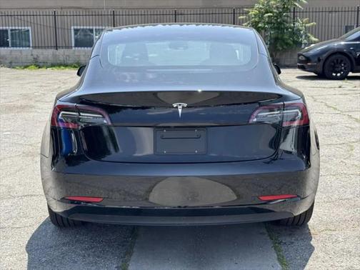 2022 Tesla Model 3 Standard Range