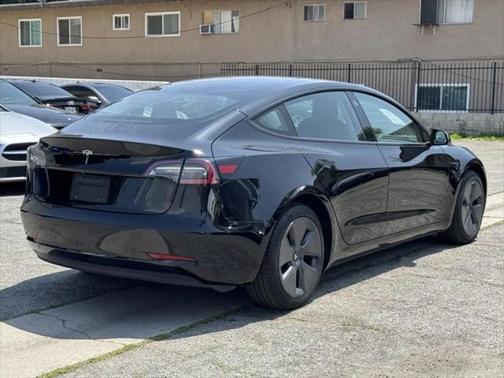 2022 Tesla Model 3 Standard Range