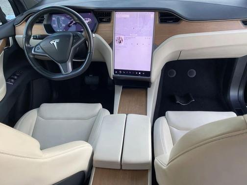 2020 Tesla Model X Long Range Plus Dual Motor All-Wheel Drive