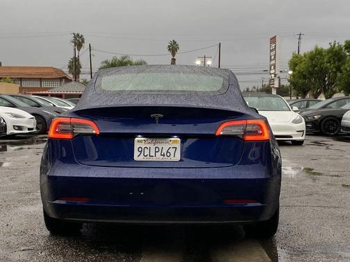 2022 Tesla Model 3 Standard Range
