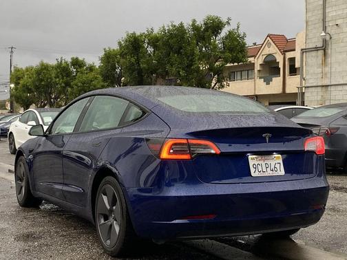 2022 Tesla Model 3 Standard Range