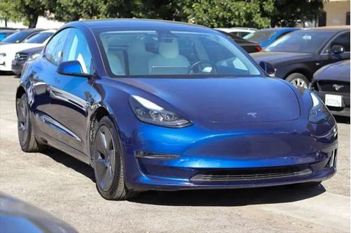 2022 Tesla Model 3 Long Range