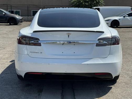 2018 Tesla Model S 75D