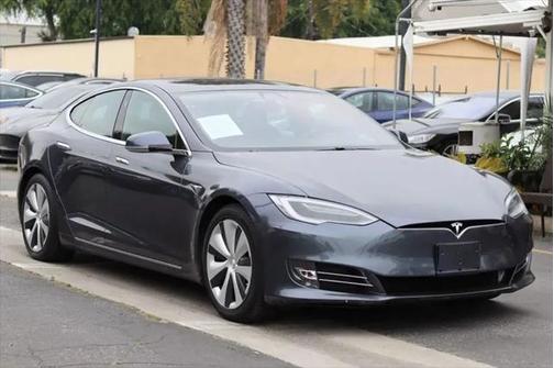 2020 Tesla Model S Long Range Plus