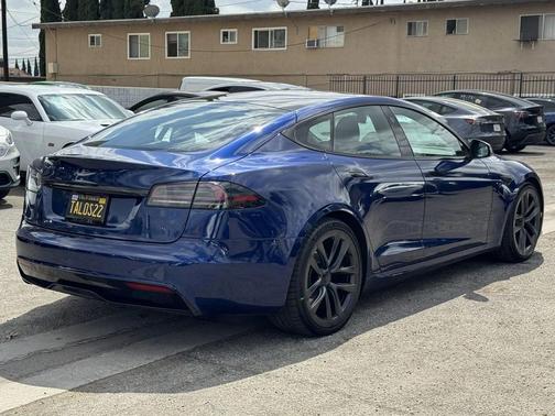 2022 Tesla Model S Base