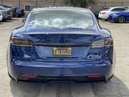 2022 Tesla Model S Base